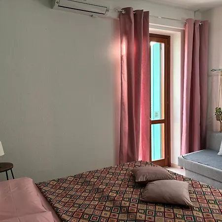 Assaje Guestroom 3* Όλμπια