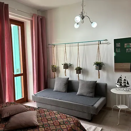 Assaje Guestroom Bed and Breakfast 3*