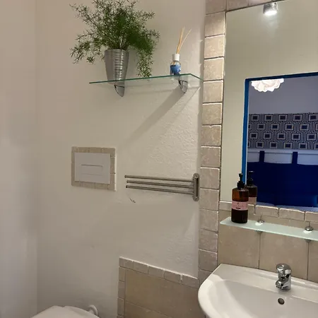 Alojamento de Acomodação e Pequeno-almoço Assaje Guestroom