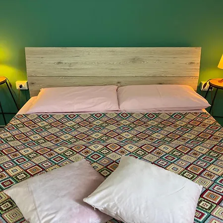 Assaje Guestroom Bed and Breakfast Όλμπια