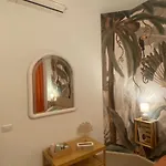 Assaje Guestroom Bed & Breakfast
