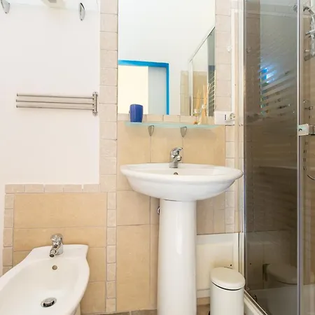 Assajè Guestroom 3*