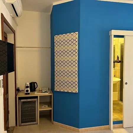 Assaje Guestroom *