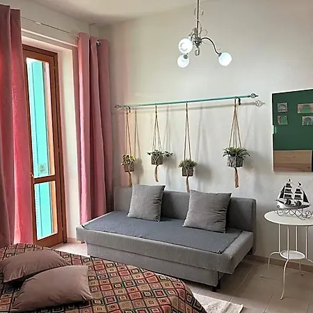 Assaje Guestroom 3* Ольбия