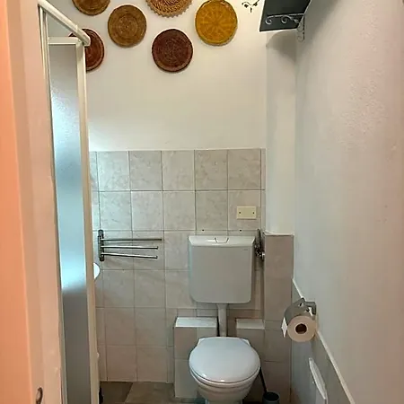Assaje Guestroom 3*