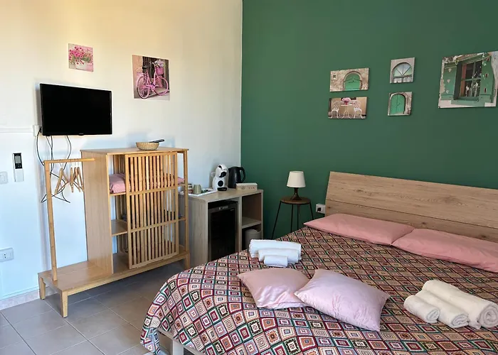 住宿加早餐酒店 Assaje Guestroom 奧爾比亞