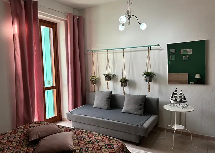 Assaje Guestroom 住宿加早餐酒店 3*